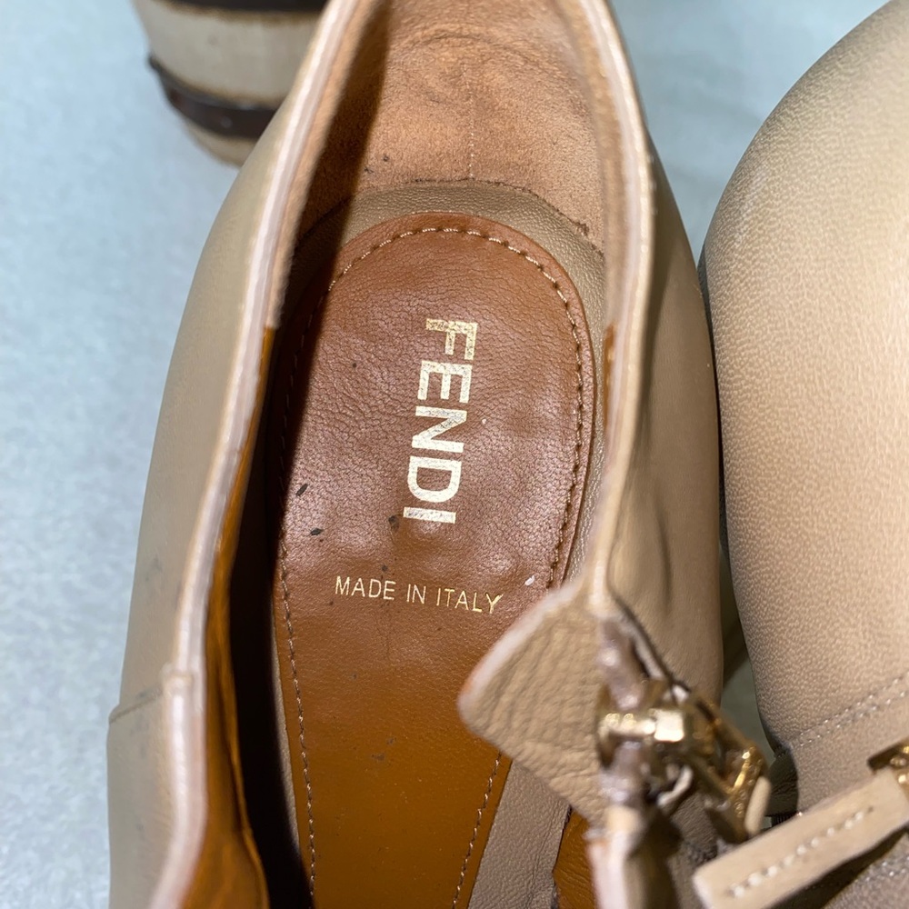 FENDI HEELS - Picture 5 of 11